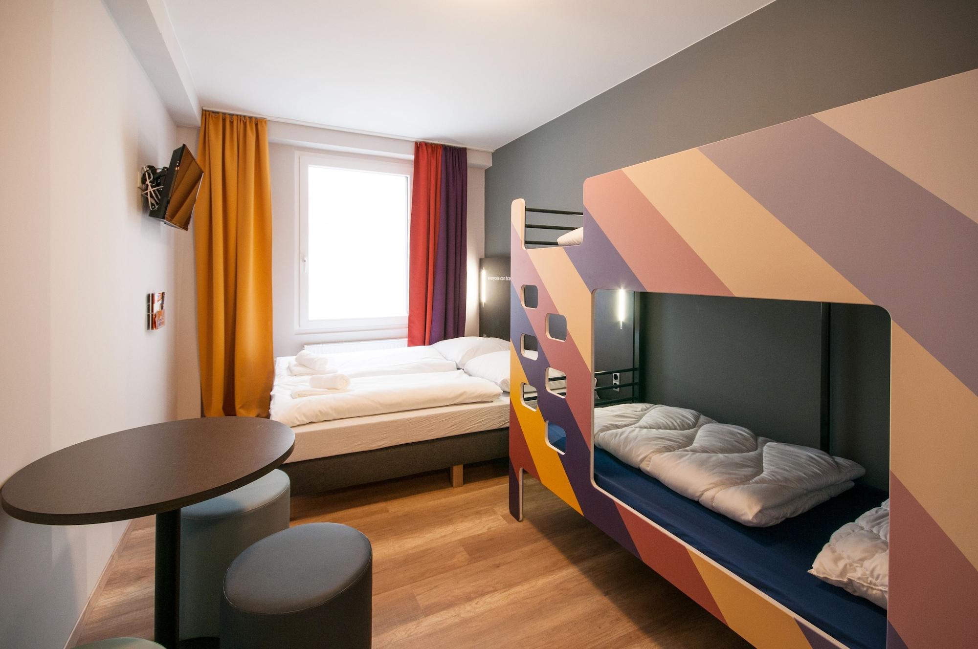 A And O Hauptbahnhof Hotel 2*
